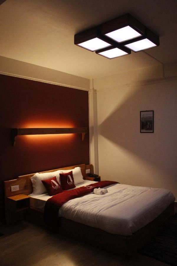 Aisha Guest House Bed & Breakfast チェラプンジ エクステリア 写真