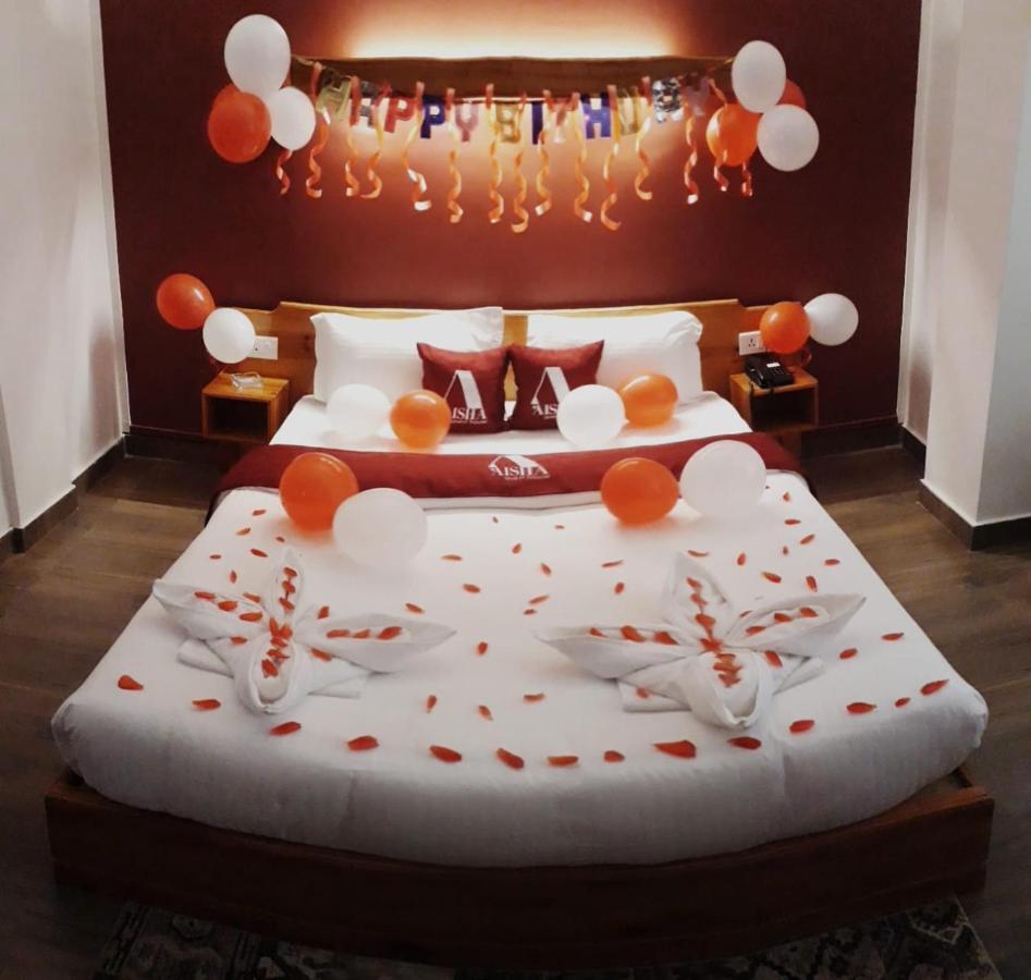 Aisha Guest House Bed & Breakfast チェラプンジ エクステリア 写真